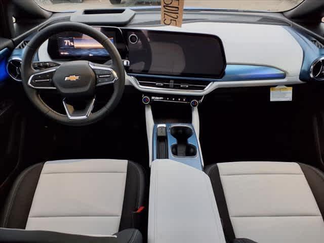 new 2025 Chevrolet Equinox EV car, priced at $41,645