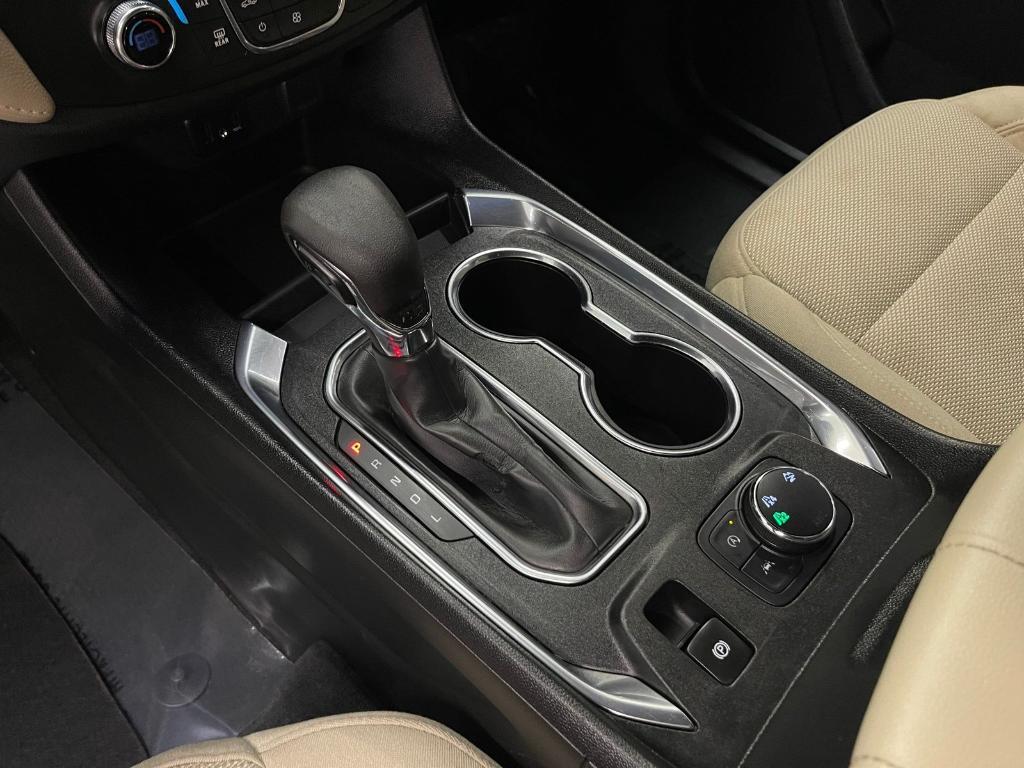 used 2023 Chevrolet Traverse car, priced at $27,500