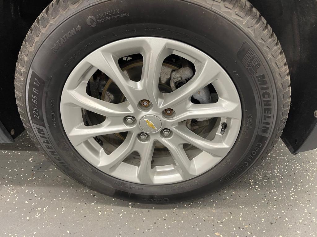 used 2021 Chevrolet Equinox car, priced at $17,000