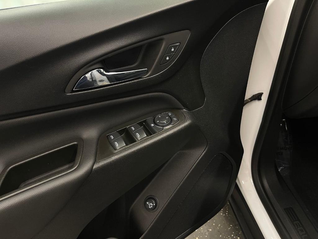 used 2022 Chevrolet Equinox car, priced at $21,000