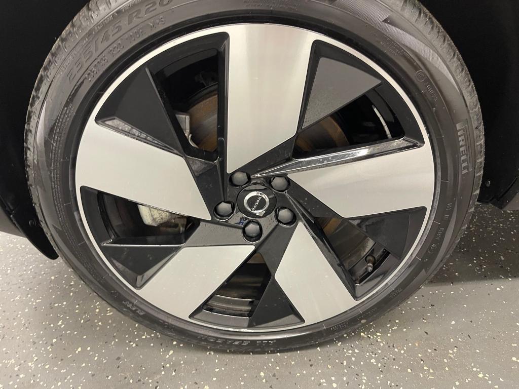 used 2024 Volvo XC40 Recharge Pure Electric car, priced at $40,500