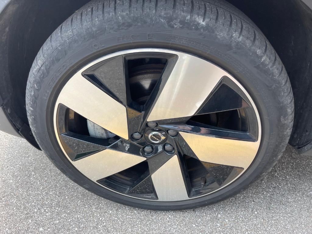 used 2024 Volvo XC40 Recharge Pure Electric car, priced at $42,000