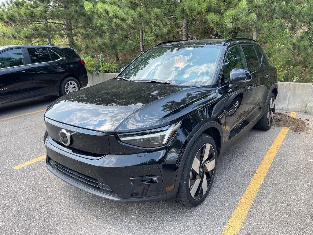 used 2024 Volvo XC40 Recharge Pure Electric car, priced at $42,000