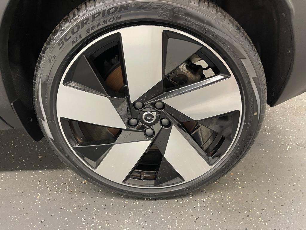 used 2024 Volvo XC40 Recharge Pure Electric car, priced at $40,500