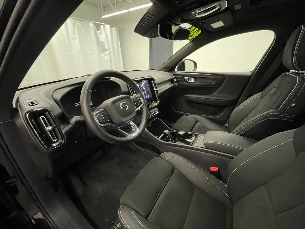 used 2024 Volvo XC40 Recharge Pure Electric car, priced at $40,500