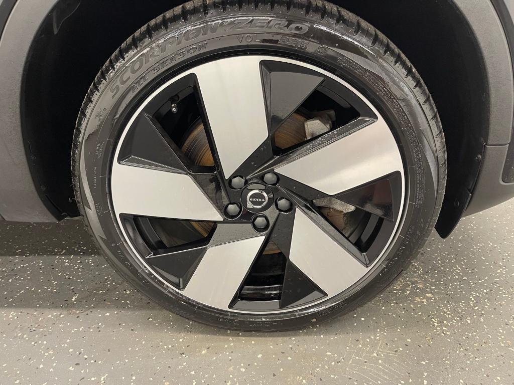 used 2024 Volvo XC40 Recharge Pure Electric car, priced at $40,500