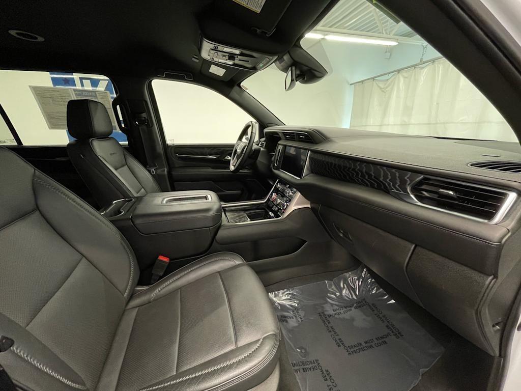 used 2023 GMC Yukon XL car, priced at $63,000