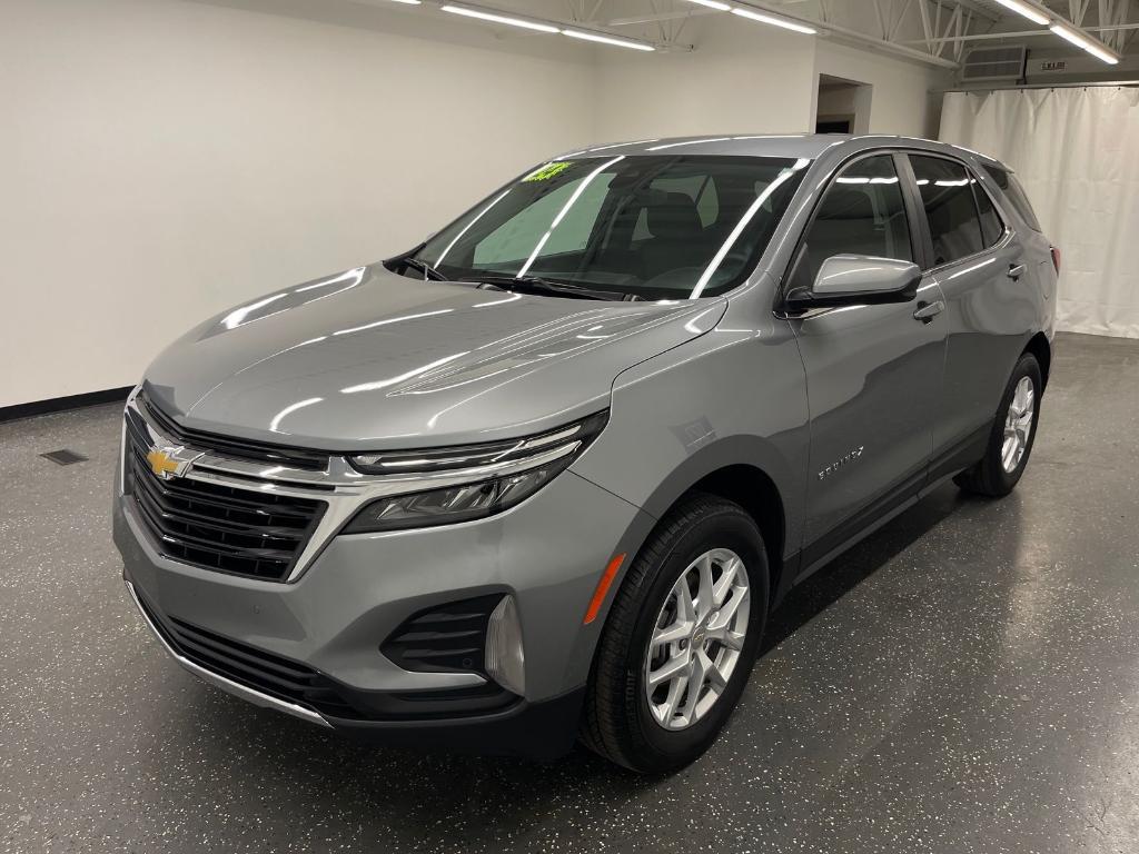 used 2024 Chevrolet Equinox car, priced at $25,500