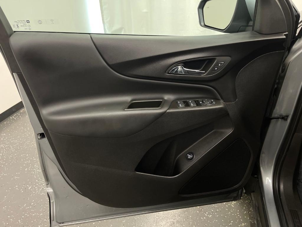 used 2024 Chevrolet Equinox car, priced at $25,500