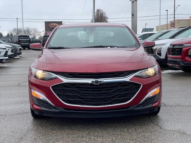 new 2025 Chevrolet Malibu car, priced at $27,167