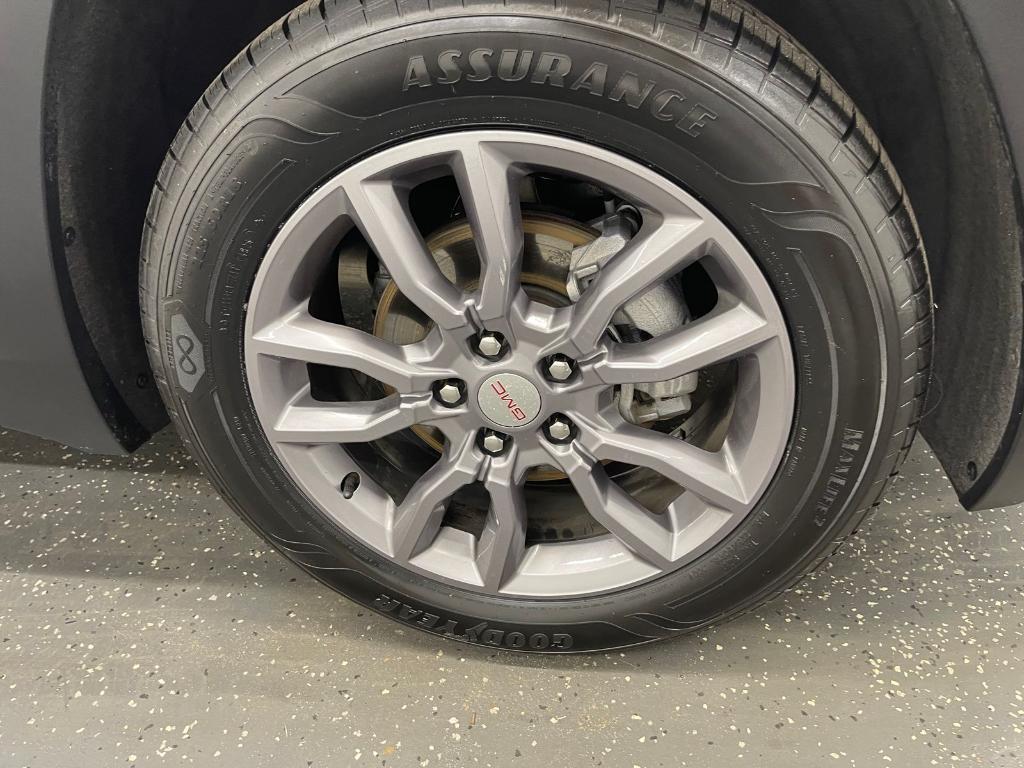 used 2024 GMC Terrain car, priced at $24,000