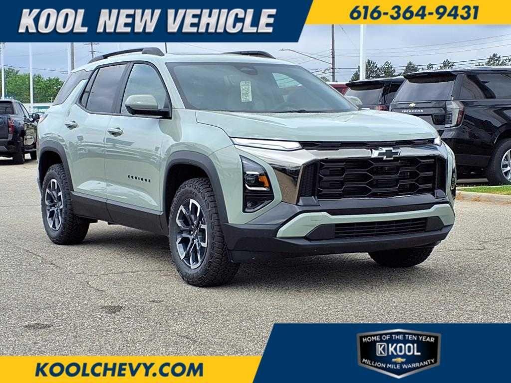new 2025 Chevrolet Equinox car, priced at $40,125