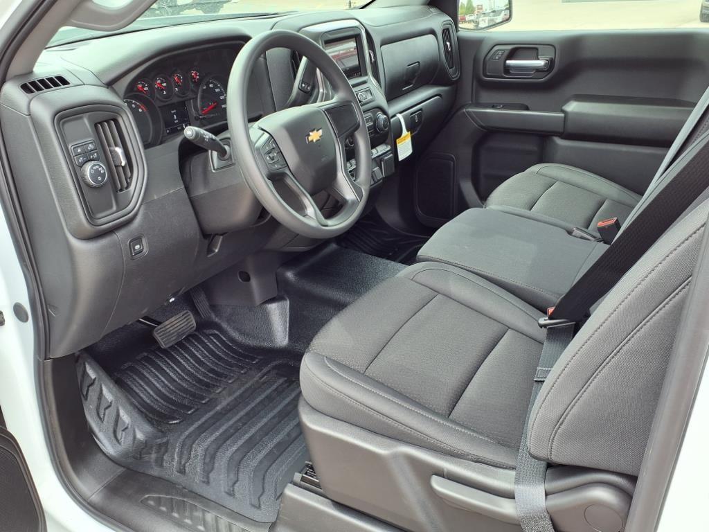 new 2025 Chevrolet Silverado 1500 car, priced at $34,003