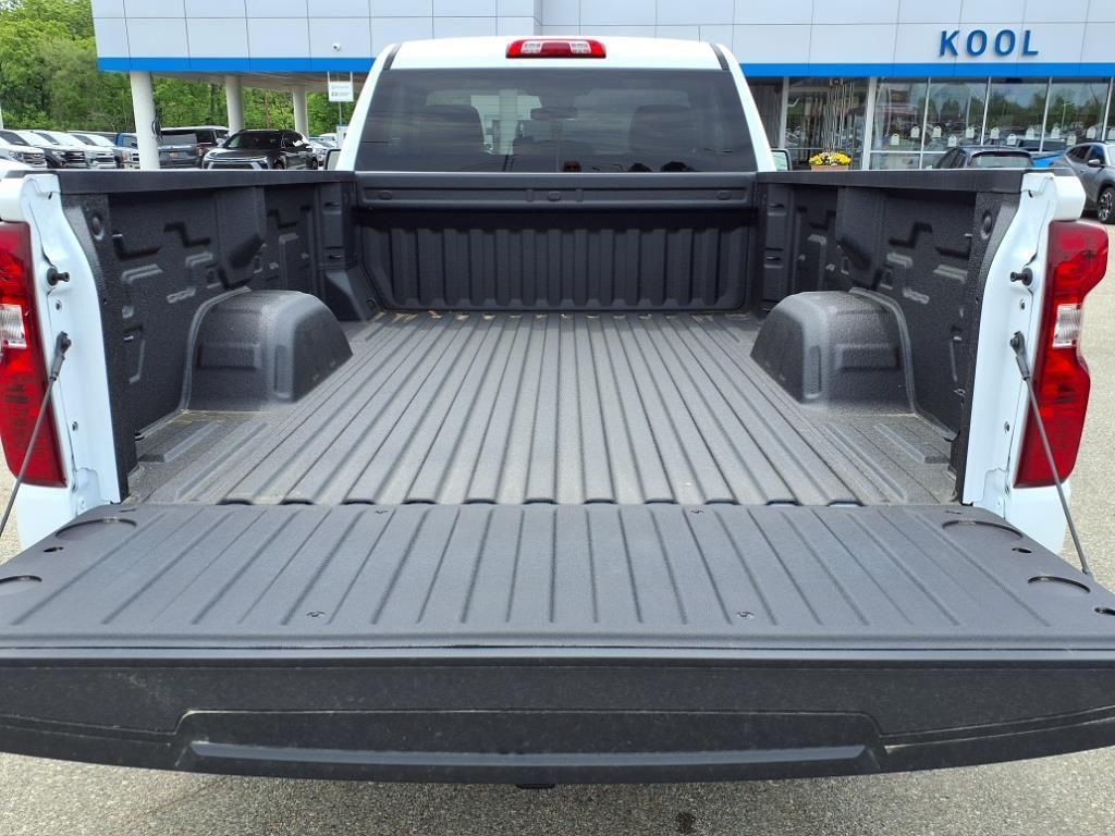 new 2025 Chevrolet Silverado 1500 car, priced at $34,003