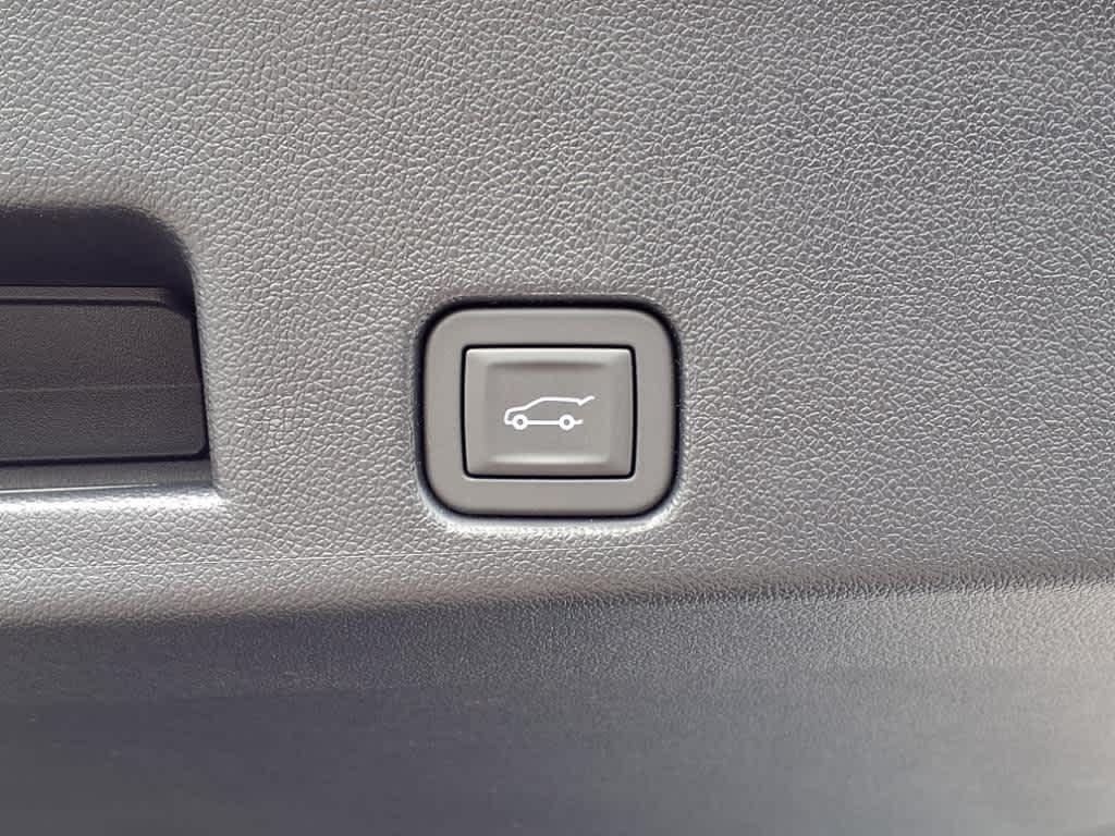 new 2025 Chevrolet Traverse car, priced at $43,898