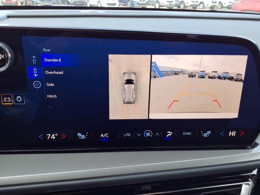 new 2025 Chevrolet Traverse car, priced at $43,898