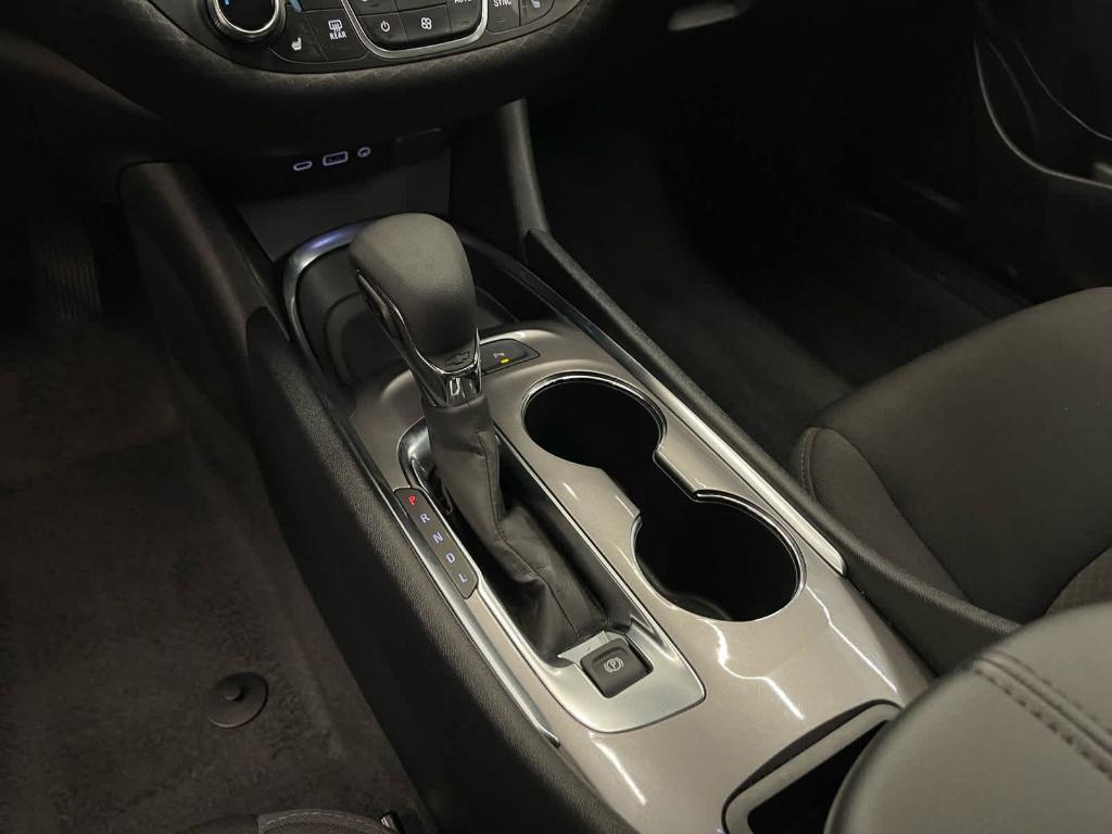used 2025 Chevrolet Malibu car, priced at $24,000