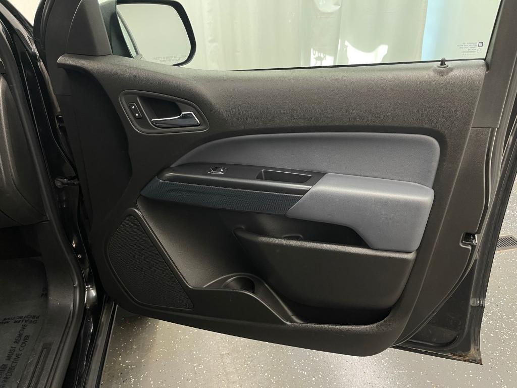 used 2015 Chevrolet Colorado car, priced at $19,000