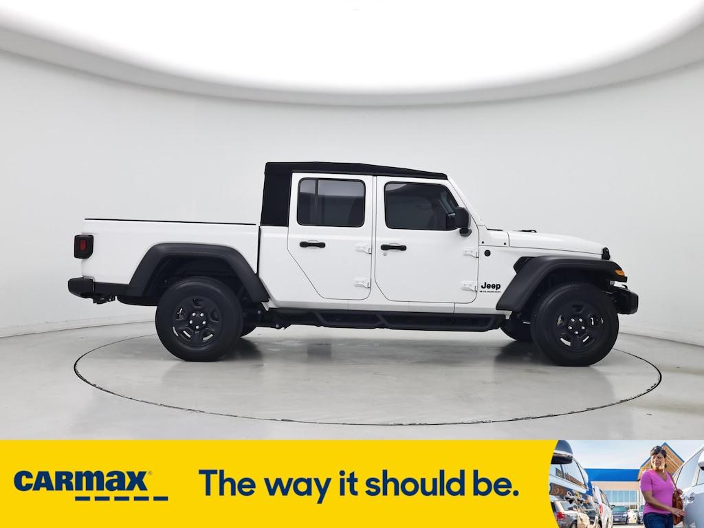 used 2024 Jeep Gladiator car, priced at $37,998