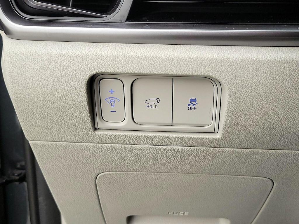 used 2025 Kia Sorento car, priced at $36,998