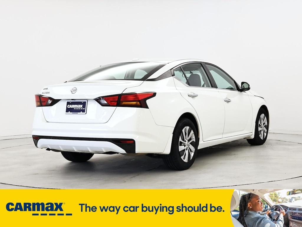 used 2015 Volvo S60 car, priced at $15,998