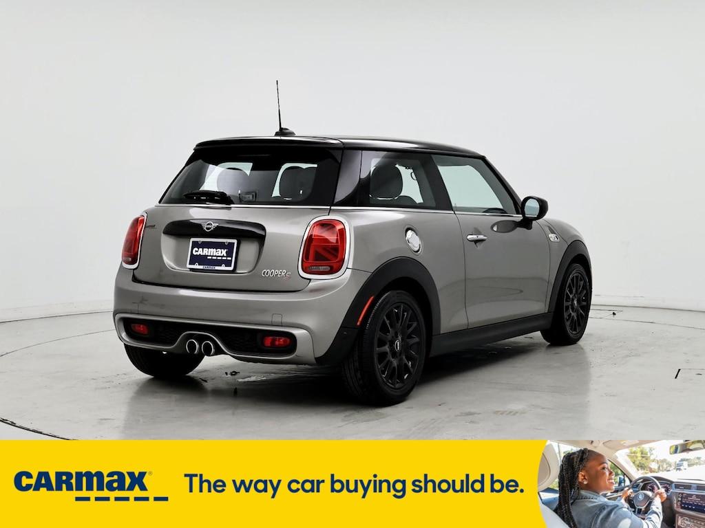 used 2020 MINI Hardtop car, priced at $21,998