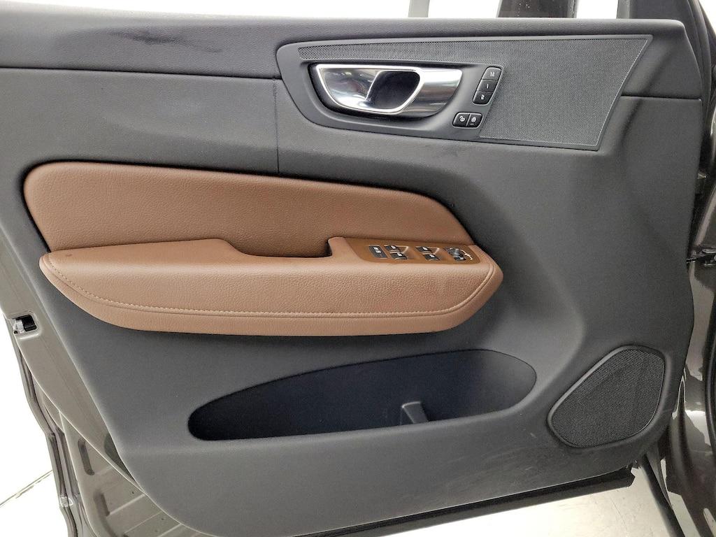 used 2021 Volvo XC60 Recharge Plug-In Hybrid car, priced at $34,998