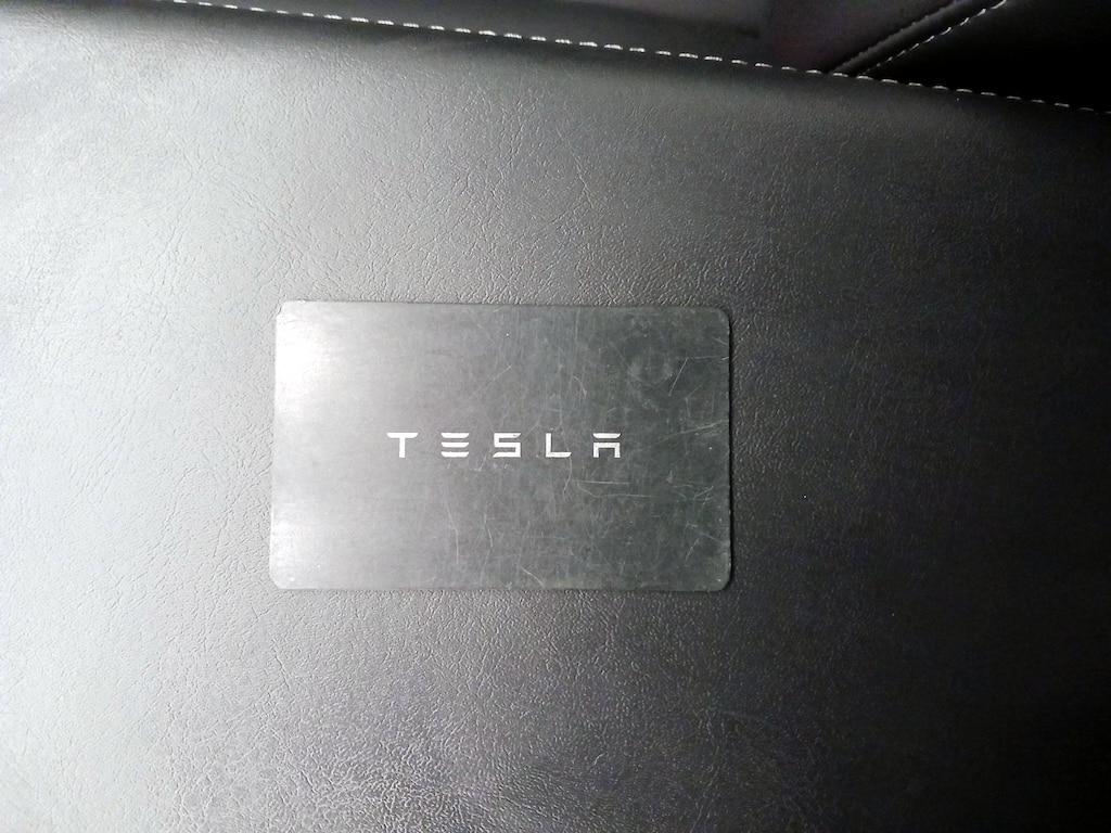 used 2022 Tesla Model 3 car, priced at $29,998
