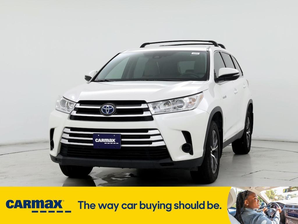 used 2019 Toyota Highlander Hybrid car, priced at $29,998