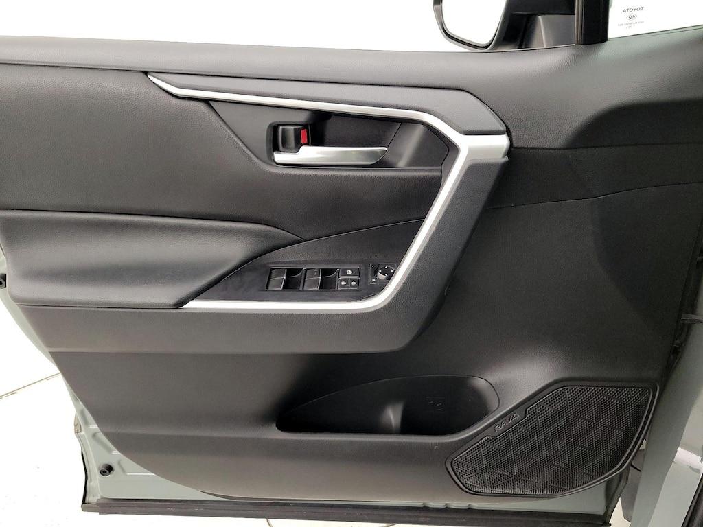 used 2020 Toyota RAV4 car, priced at $29,998