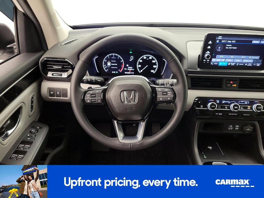 used 2025 Honda Pilot car, priced at $44,998