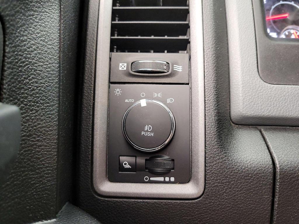 used 2019 Ram 1500 Classic car, priced at $25,998