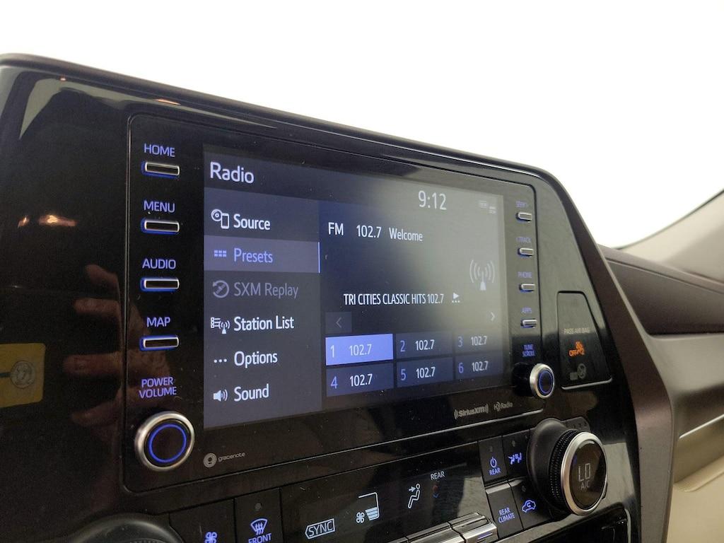 used 2022 Toyota Highlander car, priced at $41,998