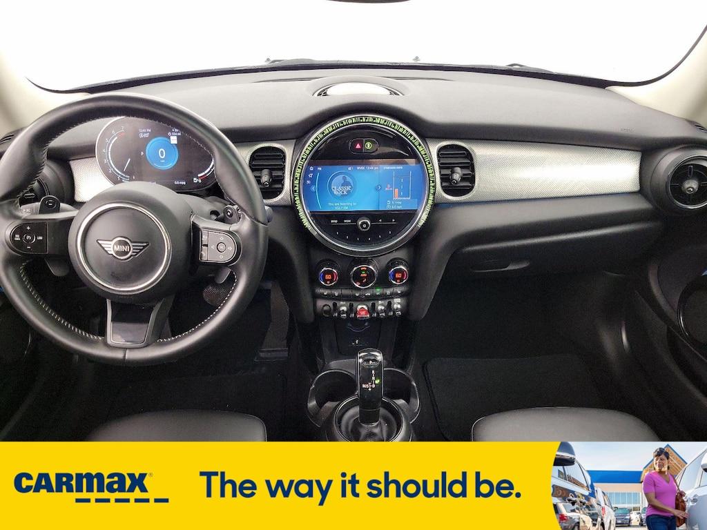 used 2022 MINI Hardtop car, priced at $22,998