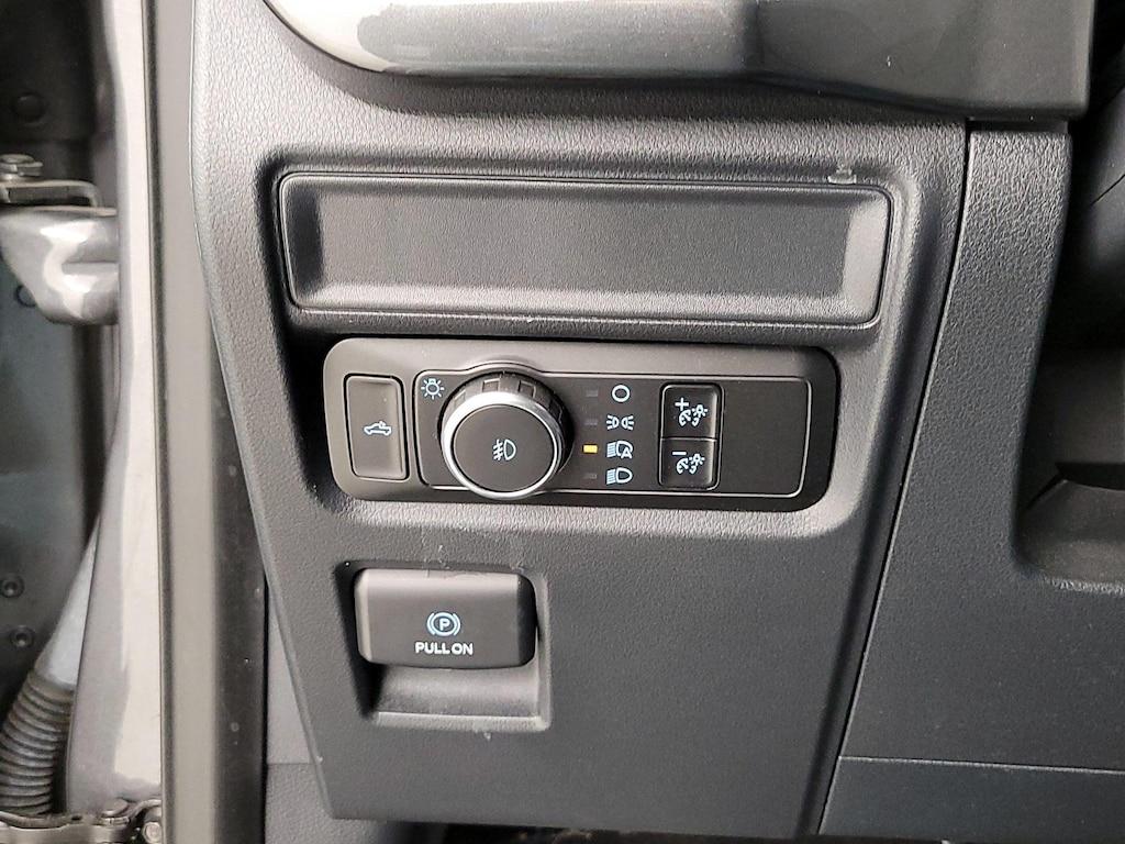 used 2021 Ford F-150 car, priced at $32,998