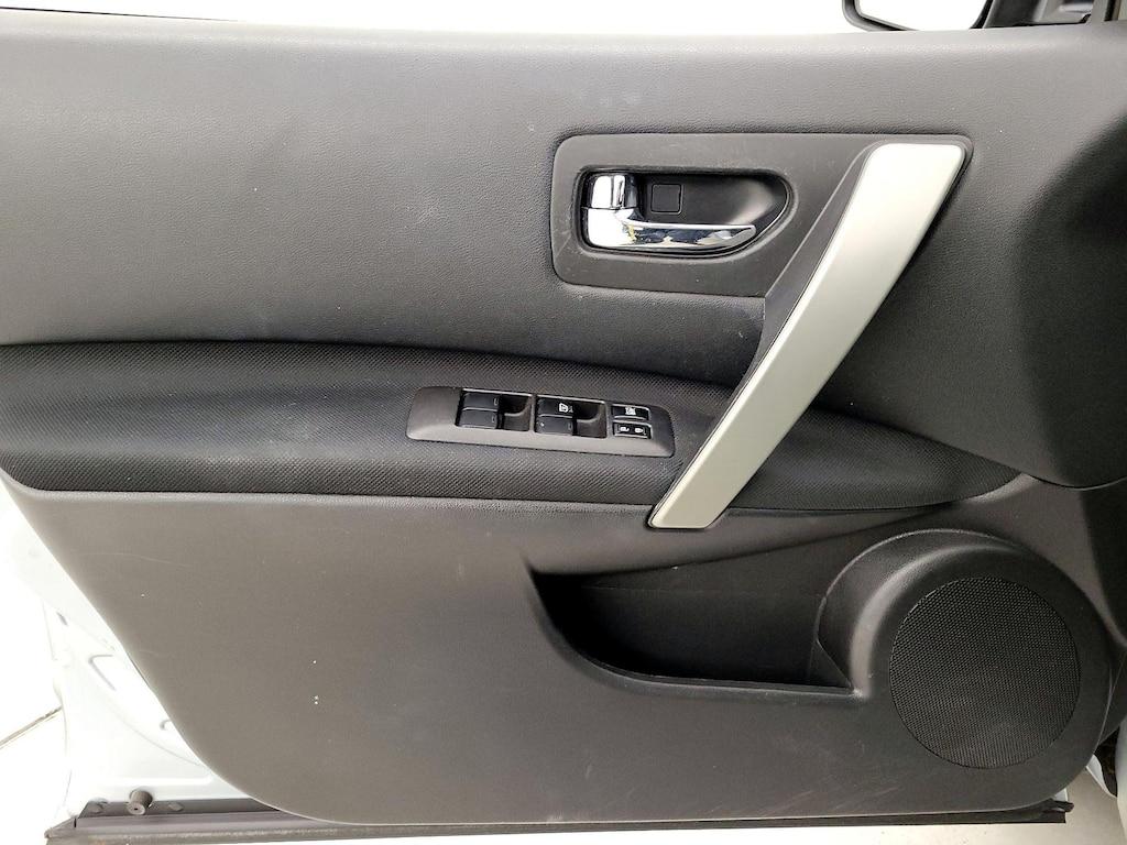 used 2015 Nissan Rogue Select car, priced at $12,599