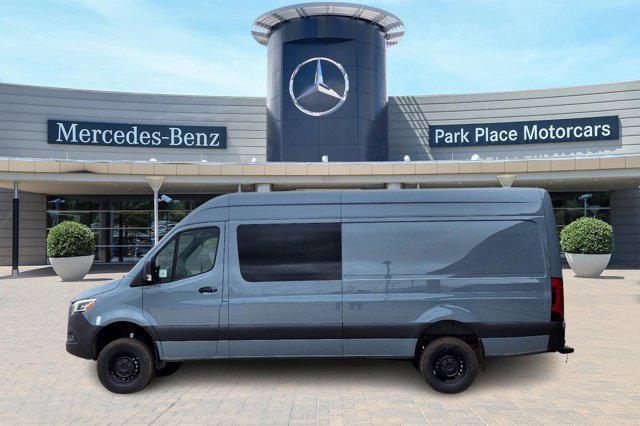 new 2024 Mercedes-Benz Sprinter 2500 car, priced at $81,111