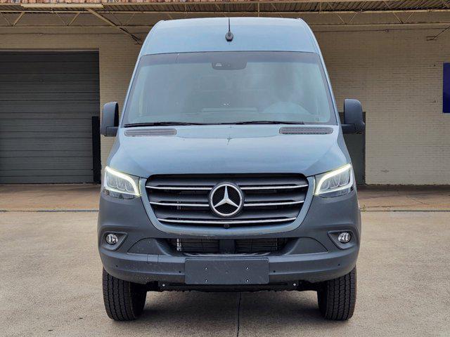 new 2024 Mercedes-Benz Sprinter 2500 car, priced at $81,111