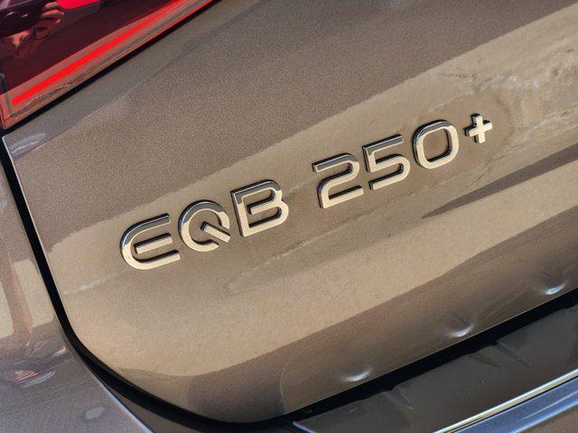 new 2024 Mercedes-Benz EQB 250 car, priced at $58,645