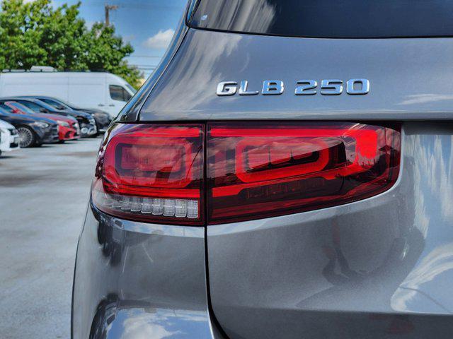 used 2021 Mercedes-Benz GLB 250 car, priced at $30,988