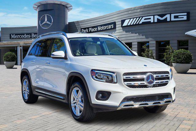 used 2021 Mercedes-Benz GLB 250 car, priced at $33,895