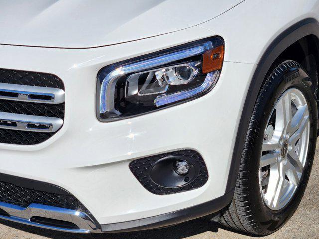 used 2021 Mercedes-Benz GLB 250 car, priced at $33,895