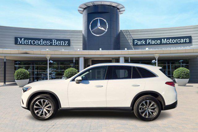 new 2024 Mercedes-Benz GLC 300 car, priced at $50,985