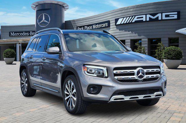 used 2021 Mercedes-Benz GLB 250 car, priced at $31,999