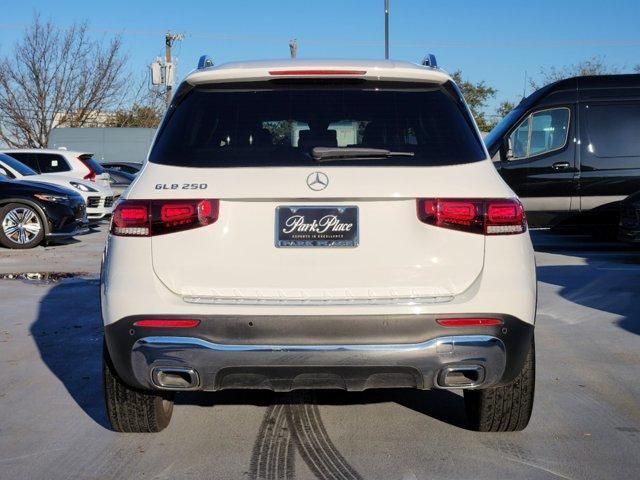 used 2022 Mercedes-Benz GLB 250 car, priced at $34,674