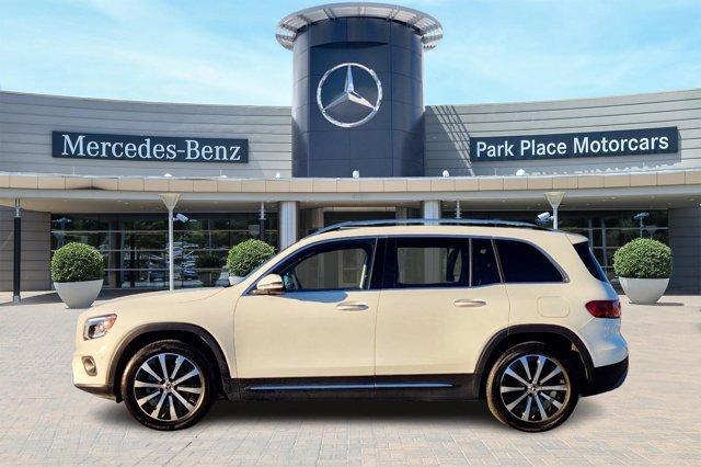 used 2022 Mercedes-Benz GLB 250 car, priced at $34,674
