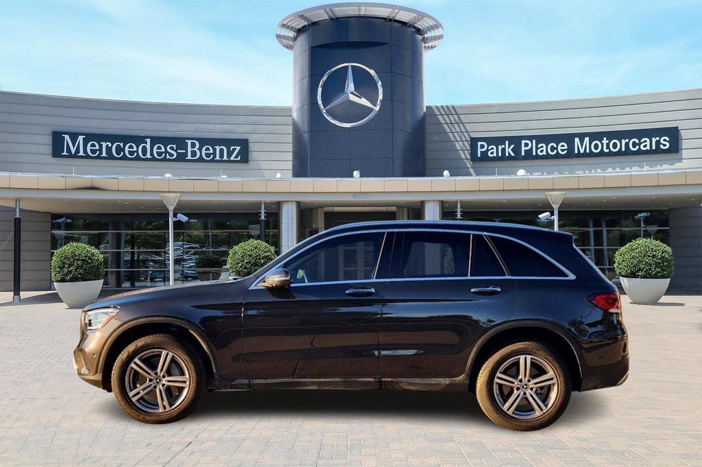 used 2022 Mercedes-Benz GLC 300 car, priced at $33,899