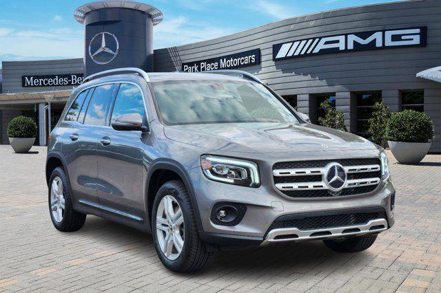 used 2023 Mercedes-Benz GLB 250 car, priced at $38,999