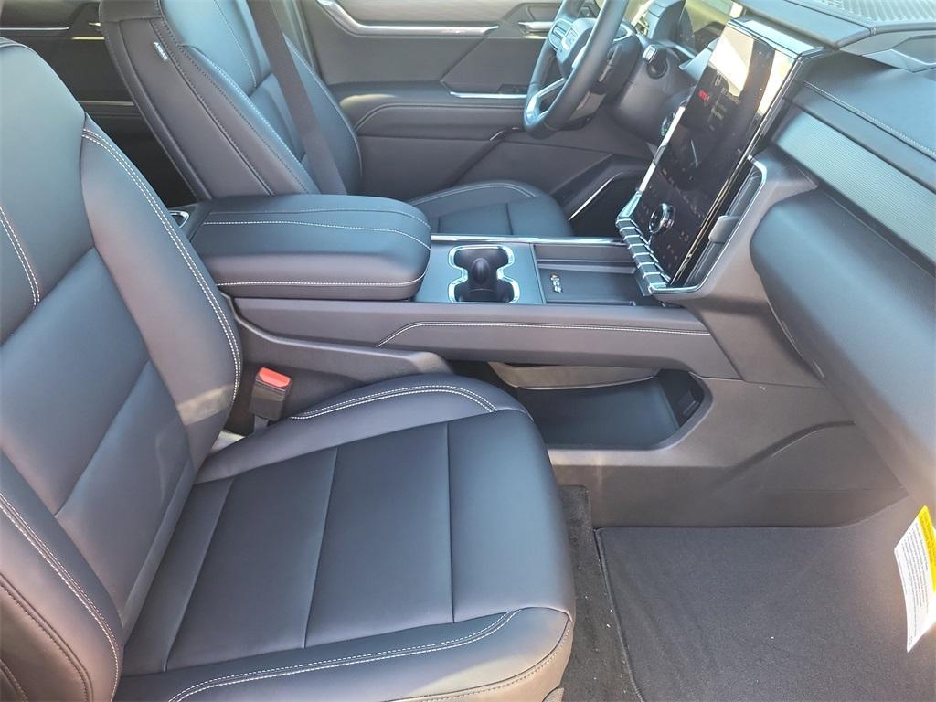 new 2026 GMC Acadia car