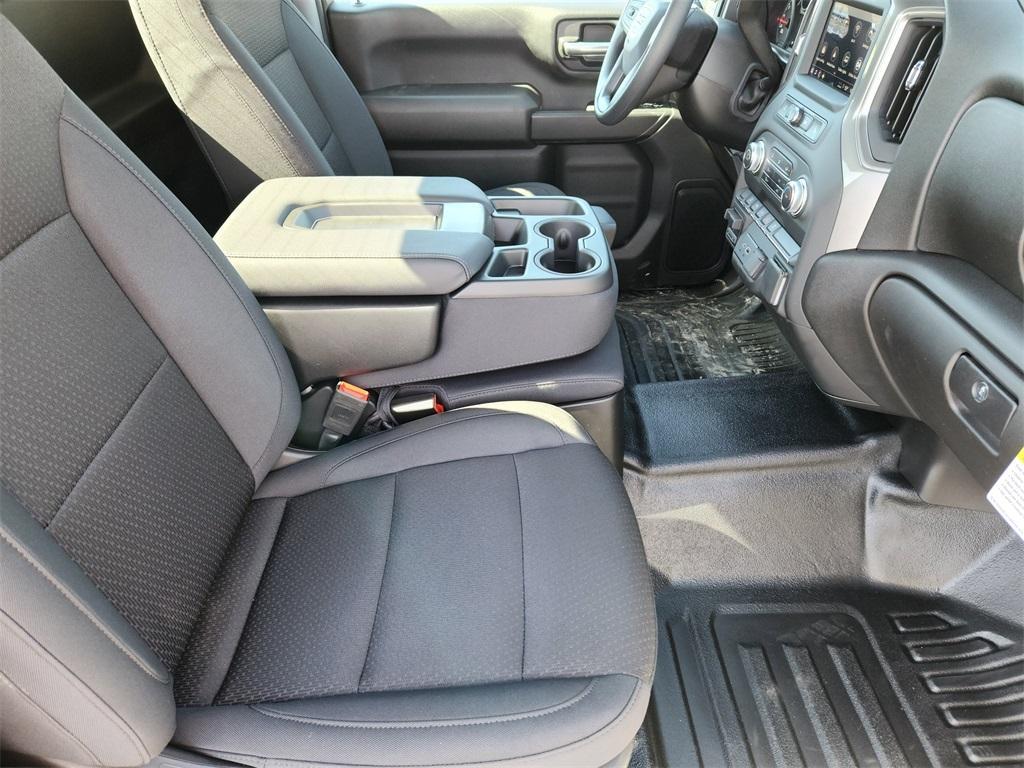 new 2025 GMC Sierra 2500 car, priced at $52,365